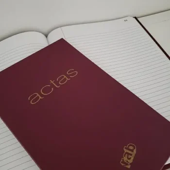 LIBRO ACTAS RAB CORONA 2 MANOS CLOCHET BORDO